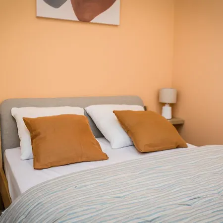 Casa de Férias Maison Calme Eventail De *